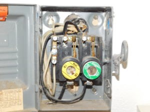 fuses - circuit breaker