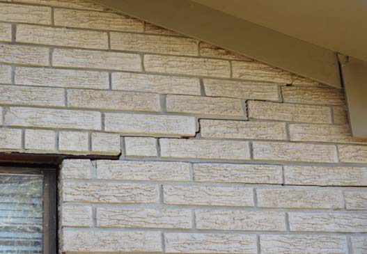 2015 crack- foundation settling