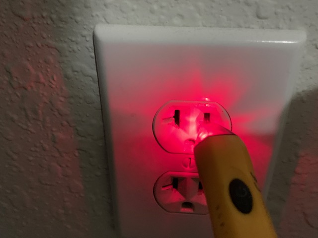 voltage on narrow slot